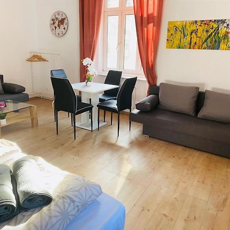 Deluxe Quad Room Dw Vienna Exterior photo