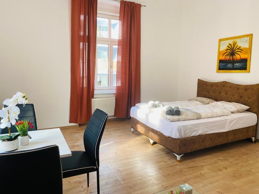 Deluxe Quad Room Dw Vienna Exterior photo